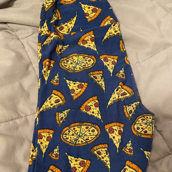 Pizza Leggings Lularoe - Picture 2 of 2